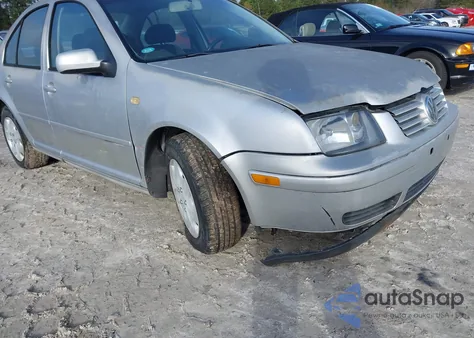 1999 Volkswagen Jetta Gl Tdi from USA, damaged, VIN 3VWRF29M2XM102394